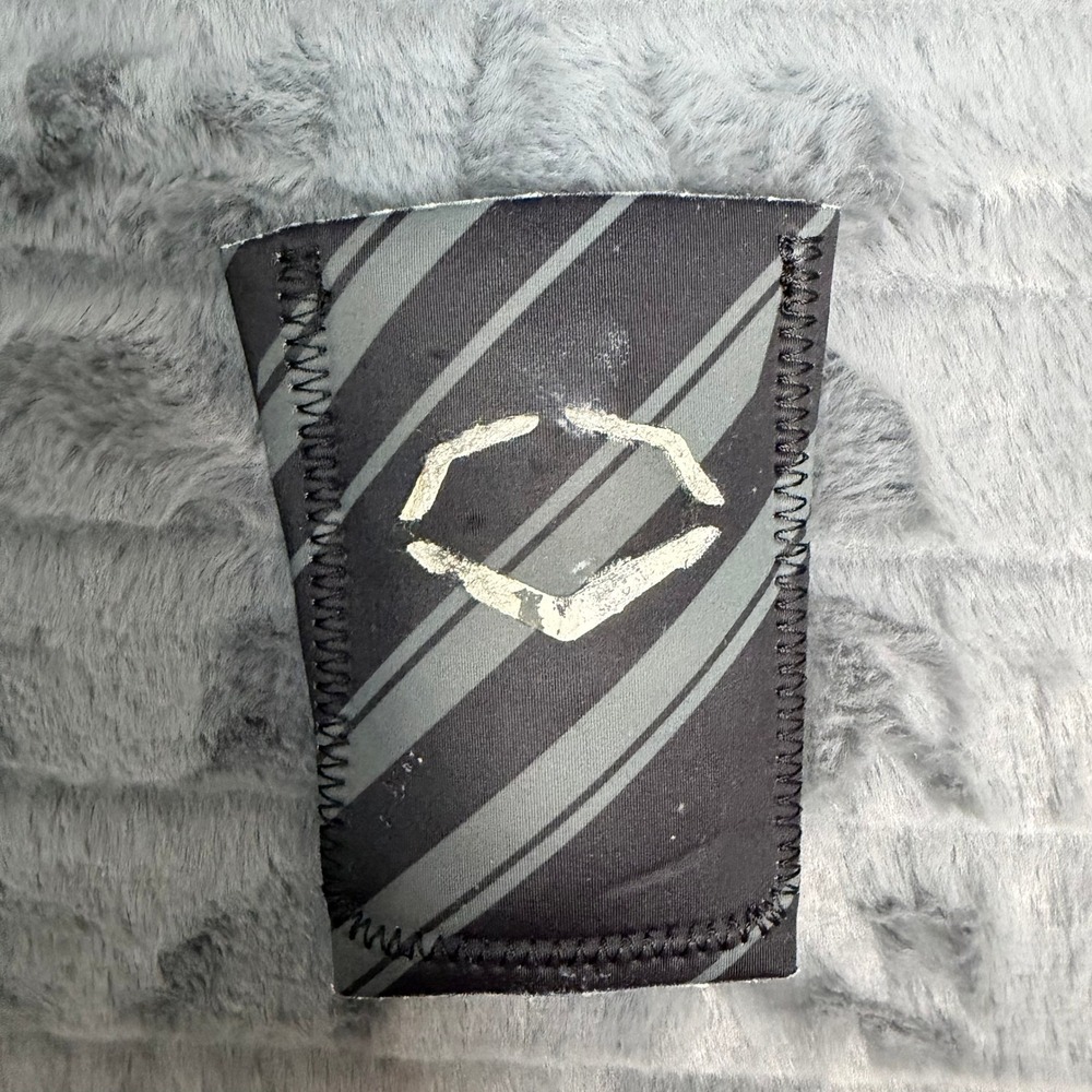 EvoShield Wrist Guard Sleeve Unisex Medium Black Grey Striped Compression 4355